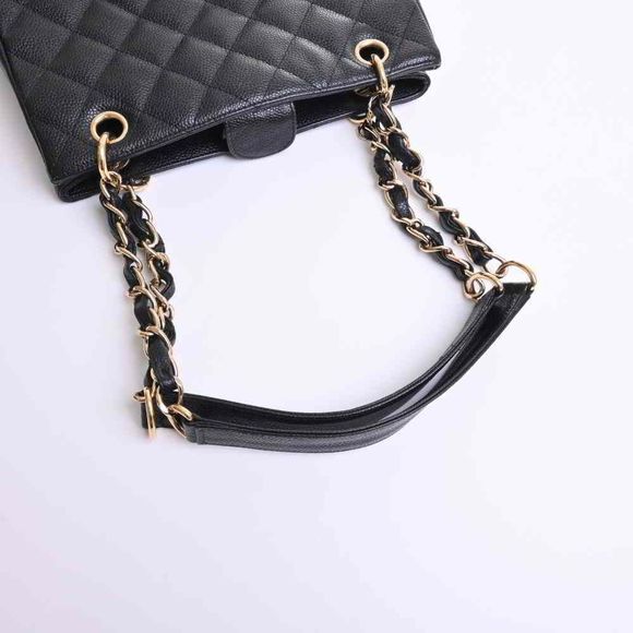 Chanel Caviar Skin Matelasse Here Mark Chain Tote Bag Black - Picture 4 of 8